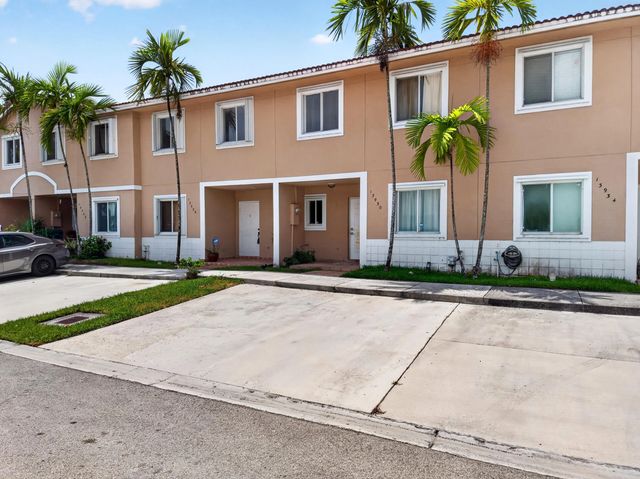 2 of 41 - 13930 Sw 175th Terrace, Miami, FL