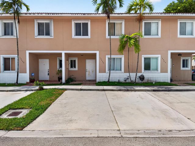 3 of 41 - 13930 Sw 175th Terrace, Miami, FL