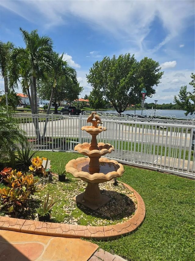 3 of 40 - N/A, Miami, FL