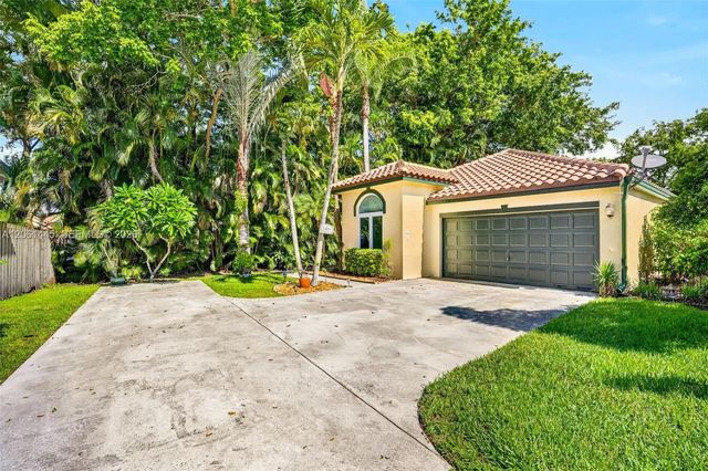 2 of 65 - 1419 Banyan Circle, Pompano Beach, FL