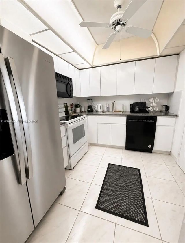 3 of 10 - 600 Three Islands Boulevard #1207, Hallandale Beach, FL