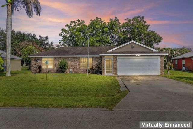 2 of 43 - 2081 Se South Buttonwood Drive, Port St. Lucie, FL