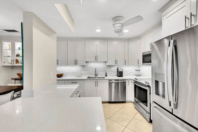 4 of 42 - 3520 S Ocean Boulevard #l405, South Palm Beach, FL