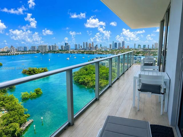 2 of 52 - 16385 Biscayne Boulevard #2007, North Miami Beach, FL
