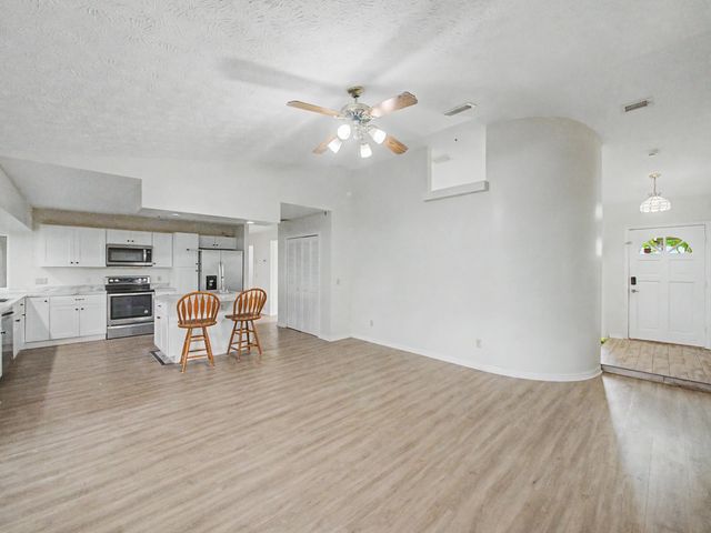 5 of 18 - 2301 Sw Abner Road, Port St. Lucie, FL