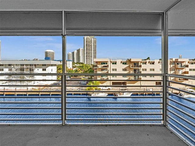 3849 Ne 169th Street #405, North Miami Beach
