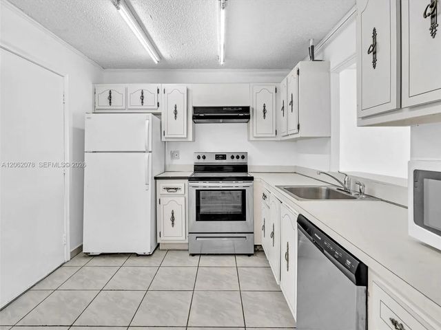 5 of 52 - 3849 Ne 169th Street #405, North Miami Beach, FL