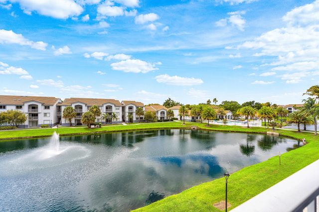2620 S University Drive #308, Davie
