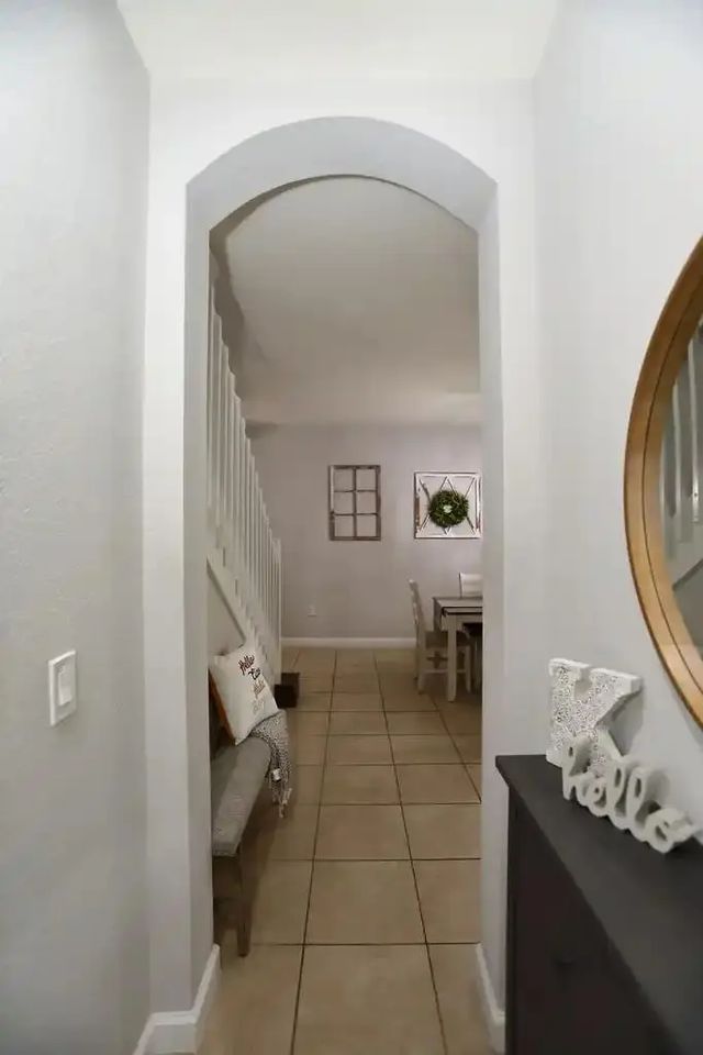 4 of 43 - 807 E Village Circle, Davie, FL