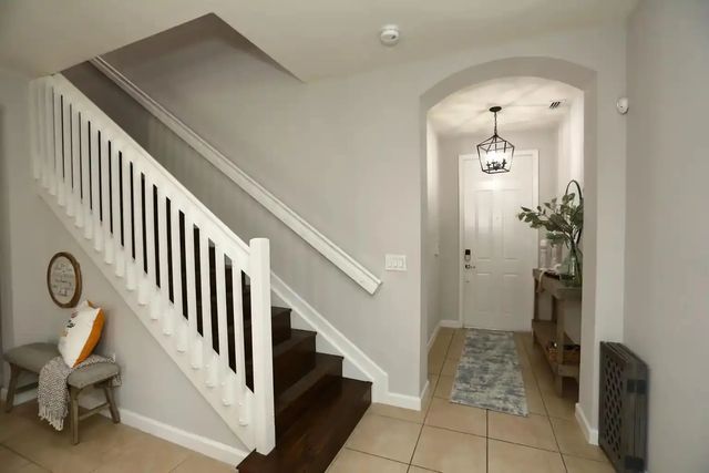 5 of 43 - 807 E Village Circle, Davie, FL