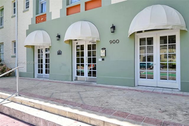 4 of 30 - 900 16th Street #104, Miami Beach, FL