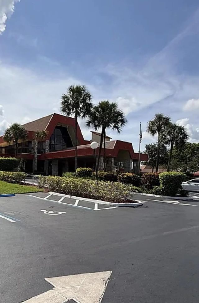 3170 Holiday Springs Boulevard #6-309, Margate