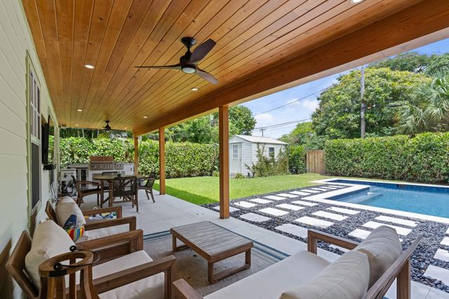 3 of 33 - 521 33rd Street, West Palm Beach, FL