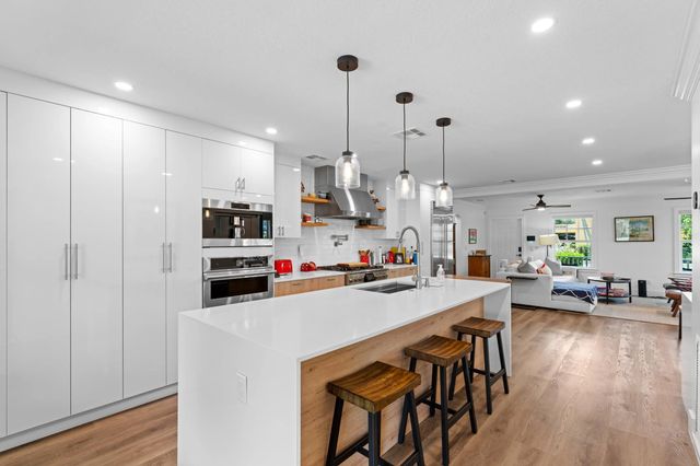 5 of 33 - 521 33rd Street, West Palm Beach, FL