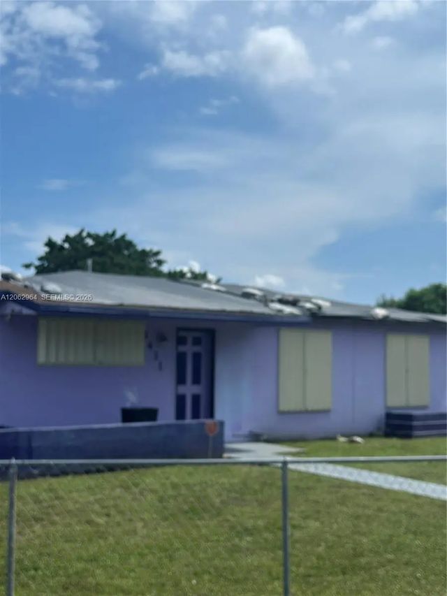 2 of 6 - 3431 Nw 194th Terrace, Miami Gardens, FL