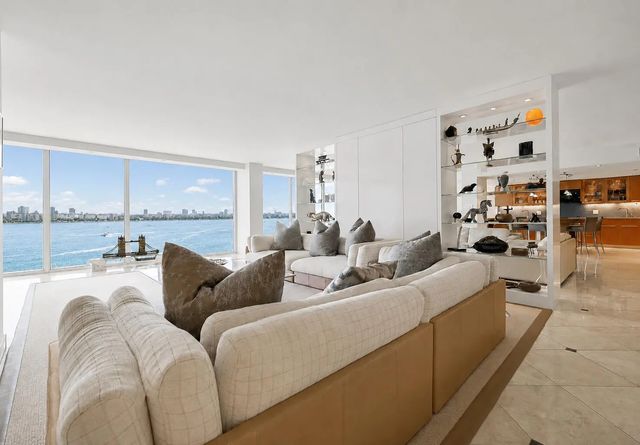 4 of 25 - 529 S Flagler Drive #24e, West Palm Beach, FL