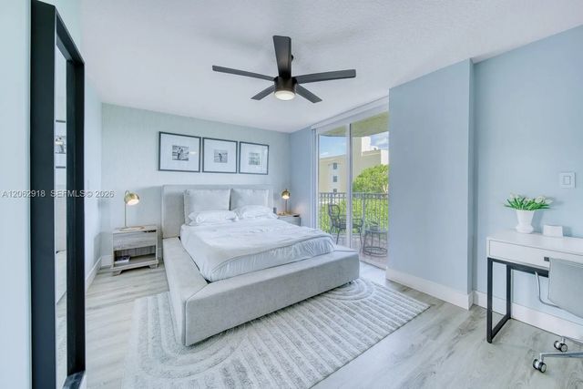5 of 37 - 1650 Coral Way #510, Miami, FL