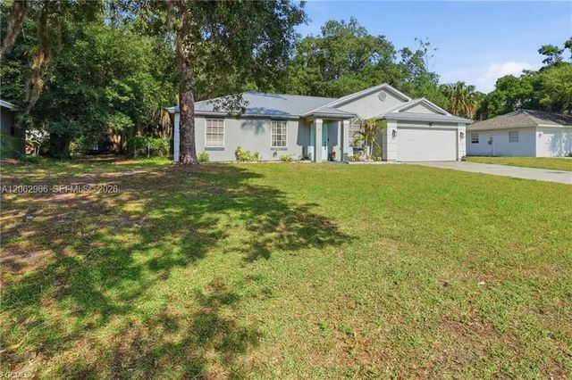 3 of 25 - 4022 E Sunflower Circle, LaBelle, FL