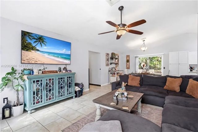 5 of 25 - 4022 E Sunflower Circle, LaBelle, FL