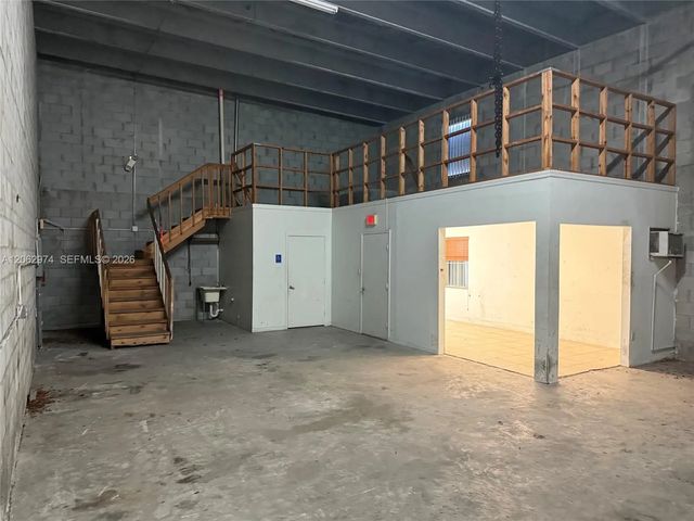 3 of 7 - 2205 W 80th Street #f-4, Hialeah, FL