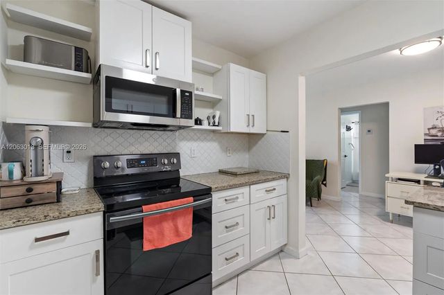 4 of 16 - 5713 Nw 87th Avenue, Tamarac, FL