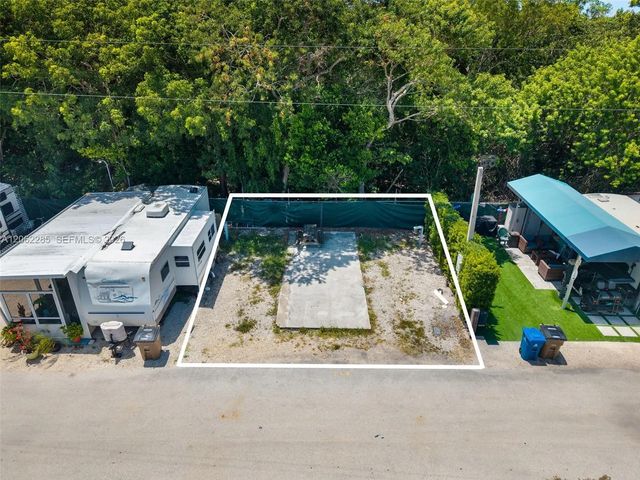 325 Calusa Street, Key Largo
