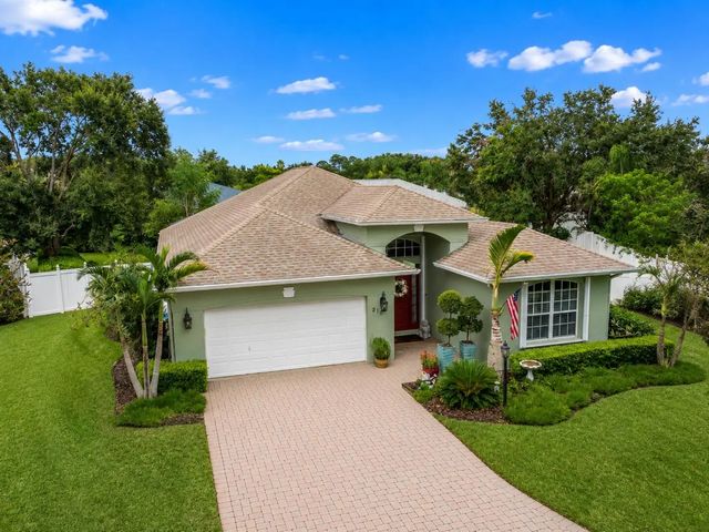 210 Champagne Court Sw, Vero Beach