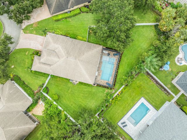 2 of 49 - 210 Champagne Court Sw, Vero Beach, FL