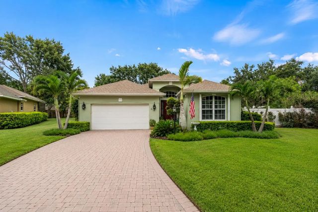 5 of 49 - 210 Champagne Court Sw, Vero Beach, FL