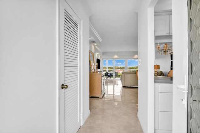 3 of 33 - 410 N Federal Highway N #616, Deerfield Beach, FL