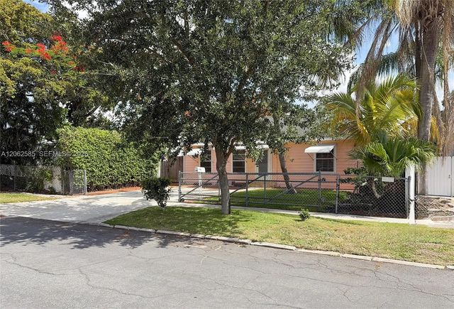 3 of 30 - 723 Valley Forge Road, West Palm Beach, FL