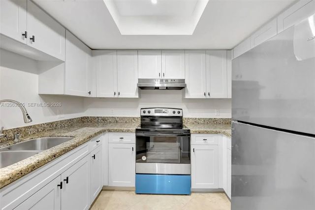 2 of 36 - 2009 Se 10th Avenue #302, Fort Lauderdale, FL