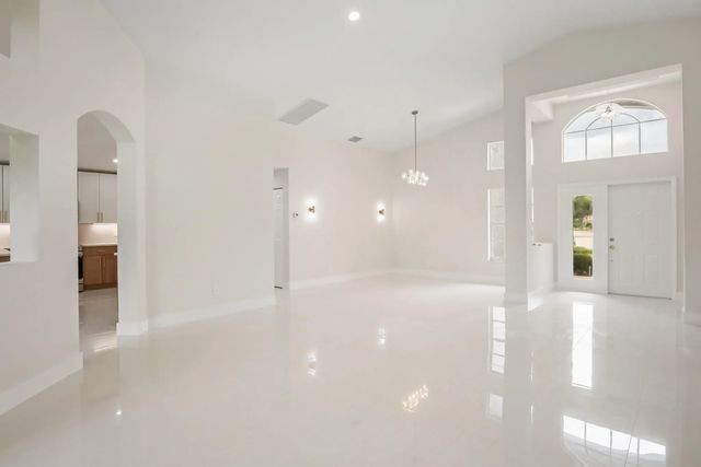 4 of 71 - 11269 Kona Court S, Boynton Beach, FL