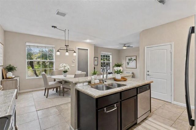 5 of 23 - 259 Sw 7th Street, Pompano Beach, FL