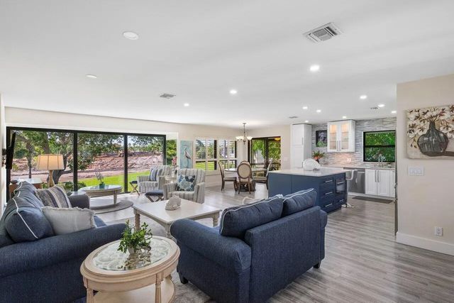 10137 Quail Covey Road #hibiscus N, Boynton Beach