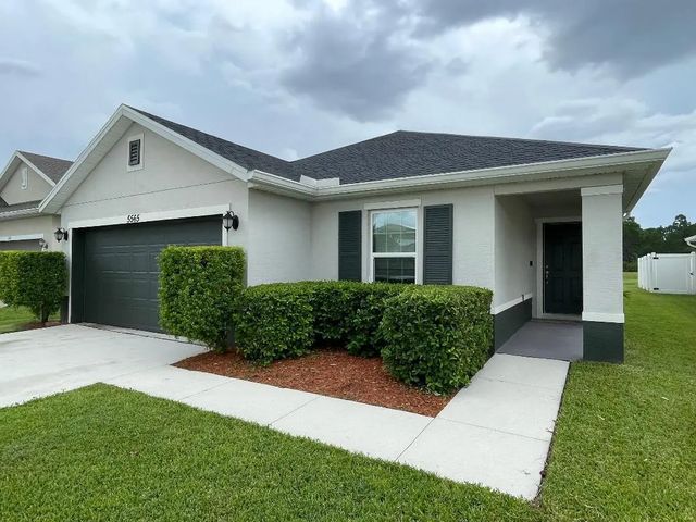 3 of 34 - 5565 Nw Pine Trail Circle, Port St. Lucie, FL