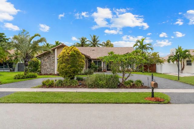 4 of 42 - 1491 Nw 99th Avenue, Plantation, FL