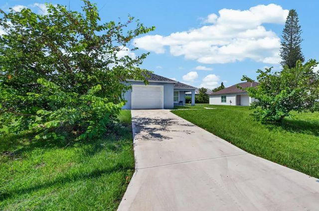 2 of 21 - 1962 Se Gena Road, Port St. Lucie, FL