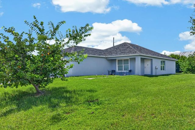 3 of 21 - 1962 Se Gena Road, Port St. Lucie, FL