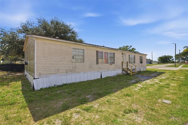 2 of 35 - 741 Alabama Avenue, Clewiston, FL
