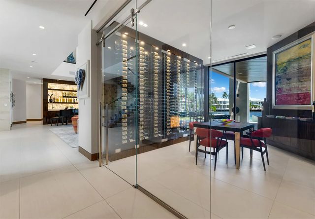 4 of 61 - 200 Fiesta Way, Fort Lauderdale, FL