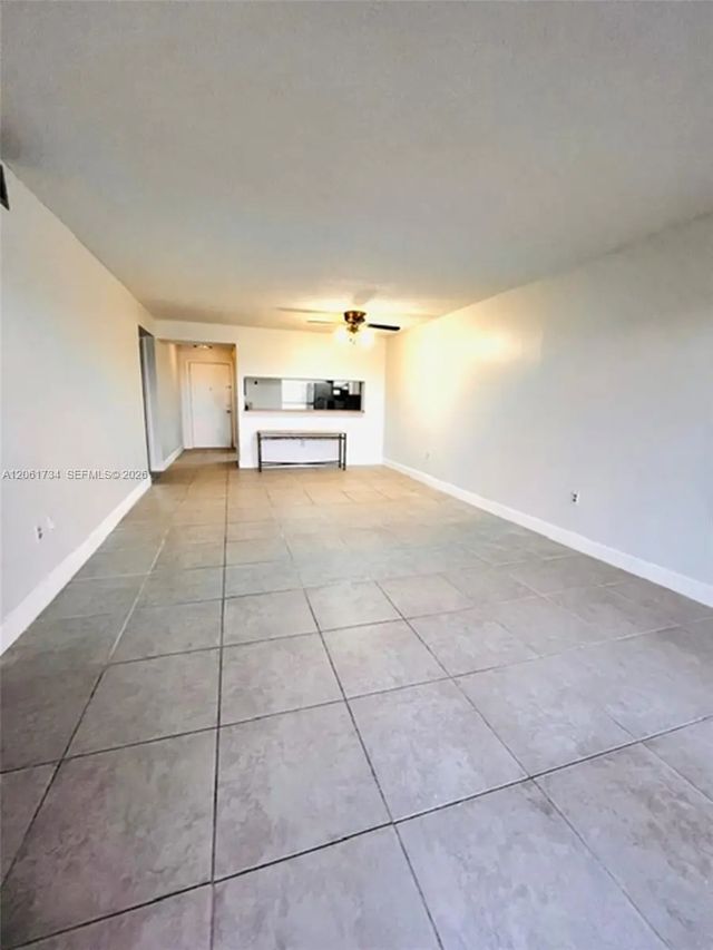 4 of 12 - 10145 Nw 9th St Circle #7-505, Miami, FL