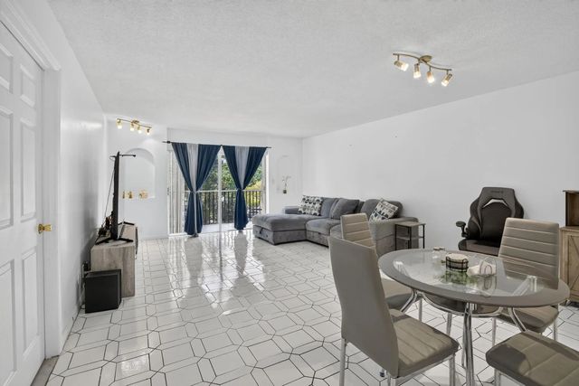 3 of 16 - 6001 N Falls Circle Drive #306, Lauderhill, FL