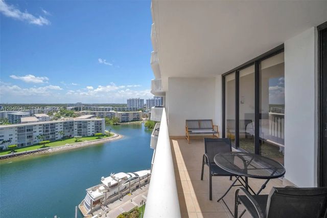 2 of 46 - 1000 W Island Boulevard #1206, Aventura, FL