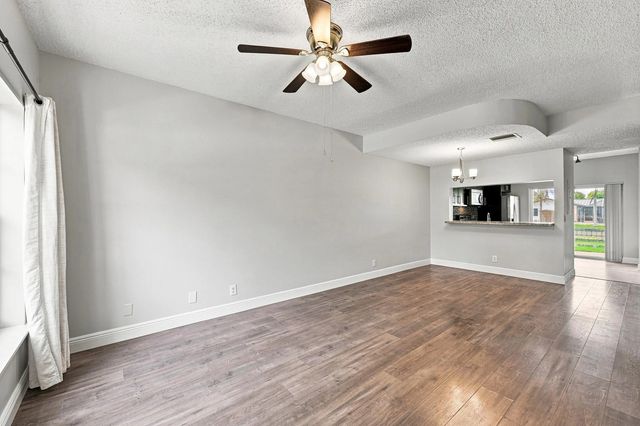 5 of 25 - 5372 Jubilee Way, Margate, FL