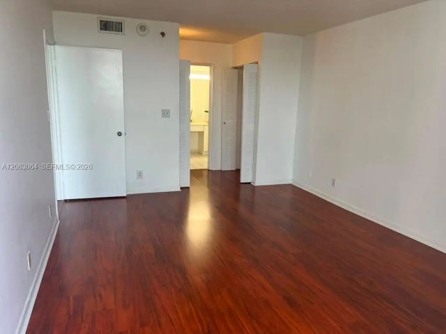 5 of 32 - 3300 Ne 192nd Street #803, Aventura, FL