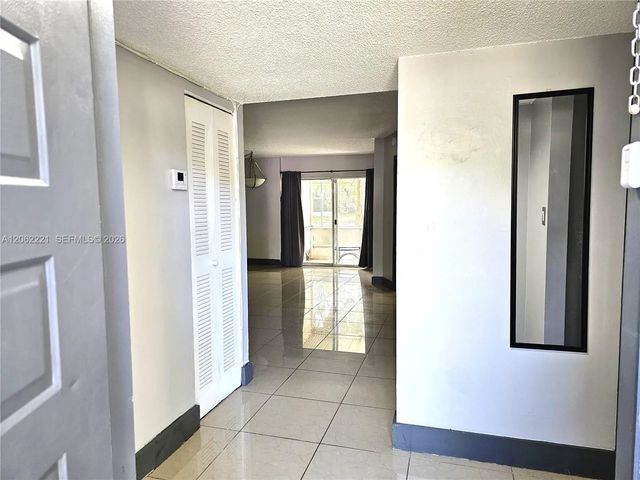 3 of 19 - 13904 Sw 91st Terrace #13904, Miami, FL