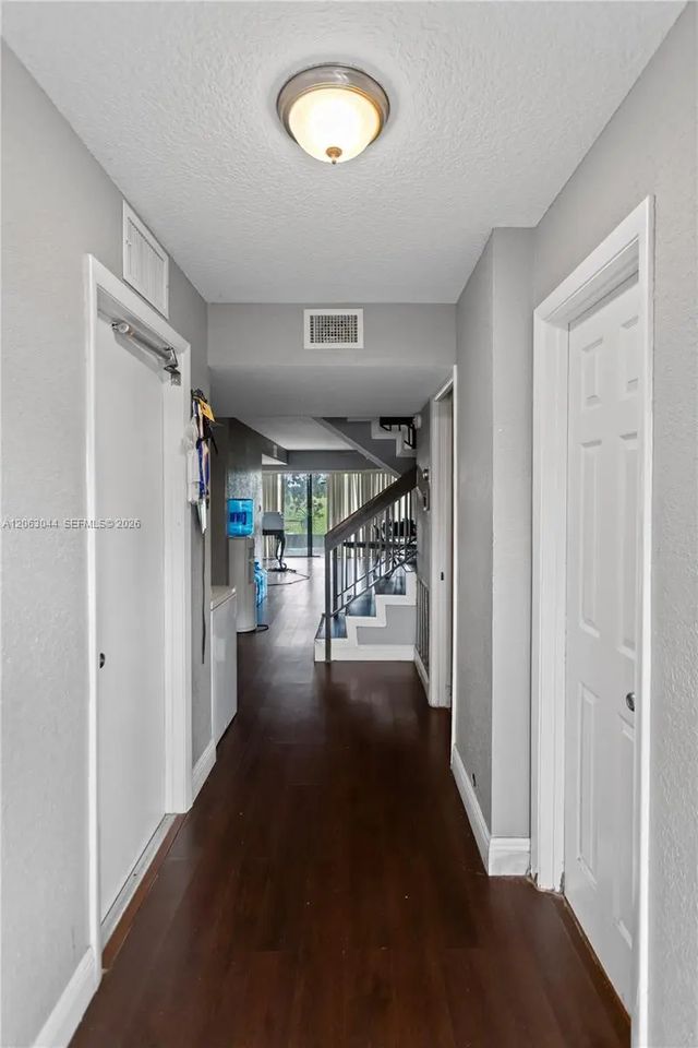 3 of 31 - 2824 Nw 80th Avenue, Sunrise, FL