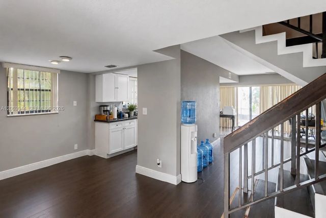 5 of 31 - 2824 Nw 80th Avenue, Sunrise, FL