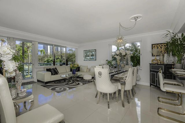 3233 Ne 34th Street #215, Fort Lauderdale
